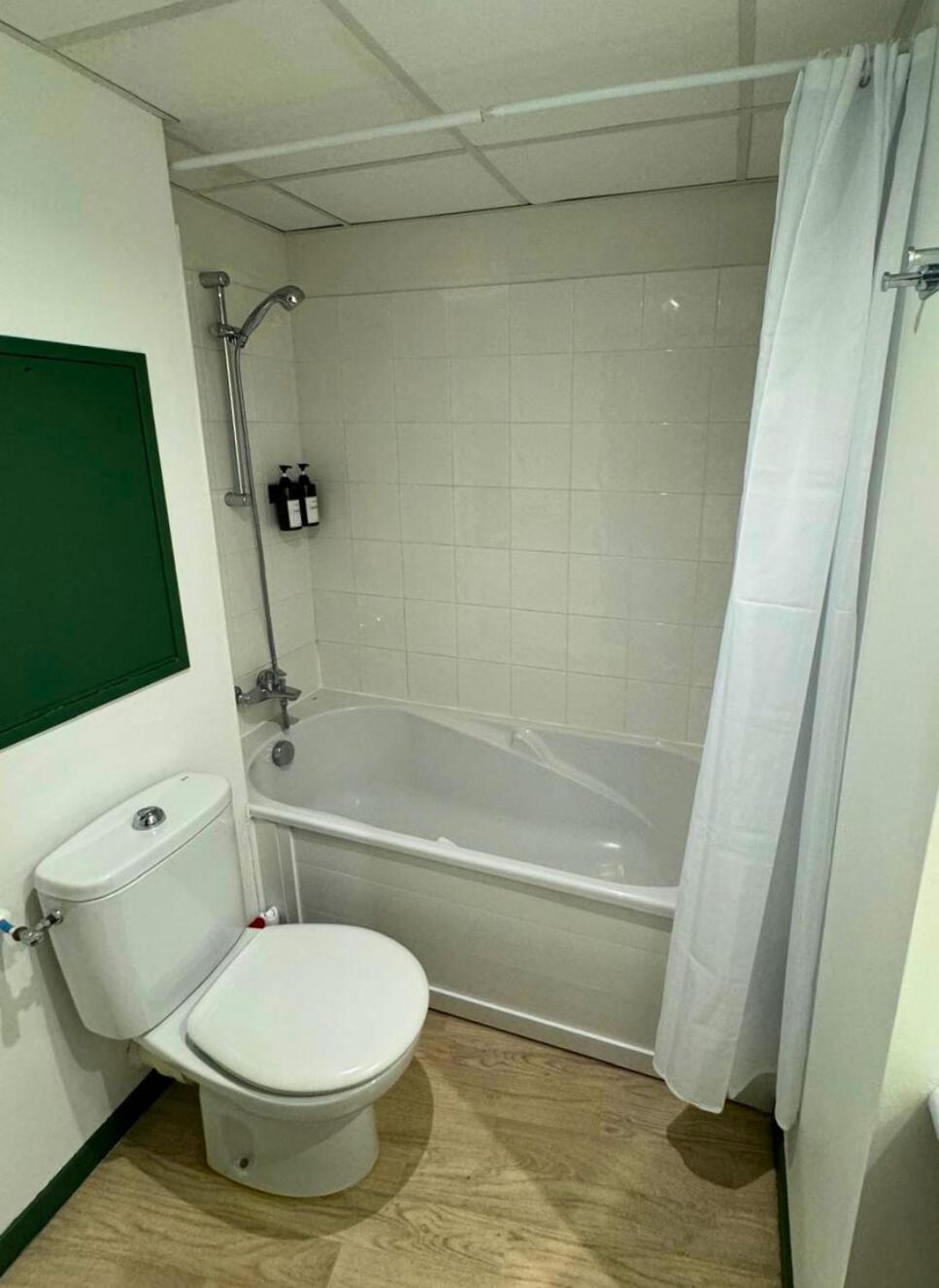 Apartament Oasis - Wifi, Clim, Vue, Equipe Lourdes Zewnętrze zdjęcie